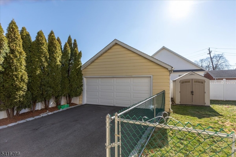 Sunny Side - Residential