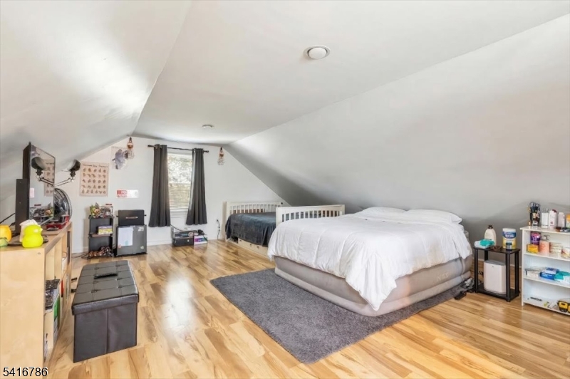 Sunny Side - Residential