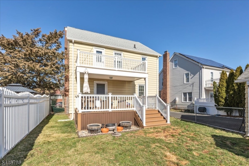 Sunny Side - Residential