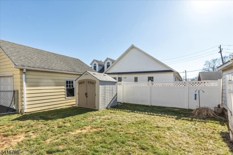 Sunny Side - Residential