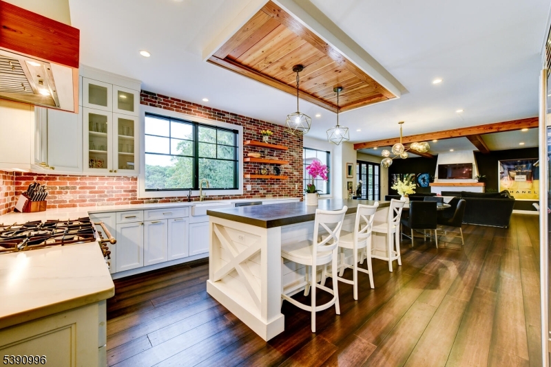 Crystal Lake - Residential