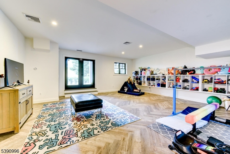 Crystal Lake - Residential