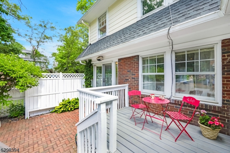 Sunset Park - Residential