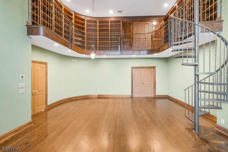 Bernardsville Mountain - Residential