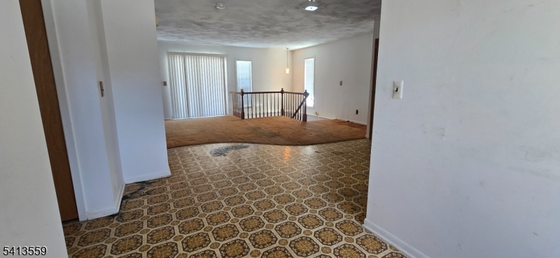 Rolling Hills - Residential