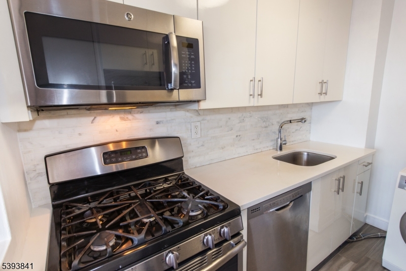 The Lenox - Residential