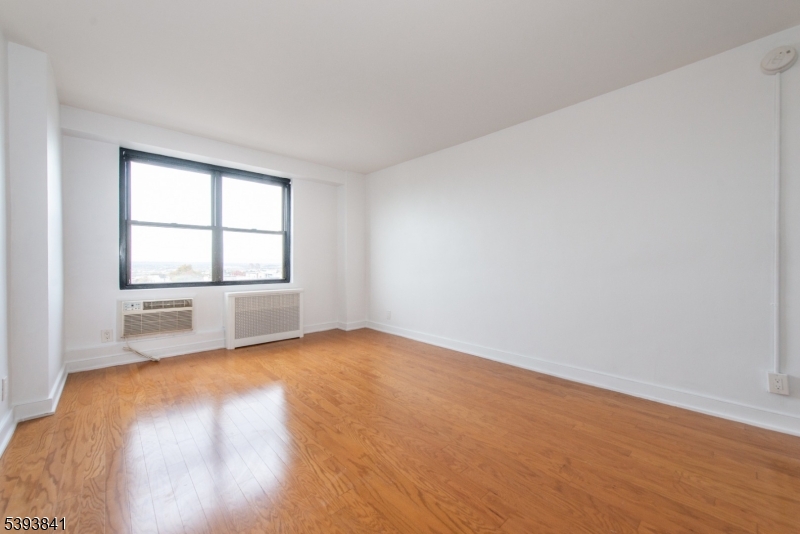 The Lenox - Residential