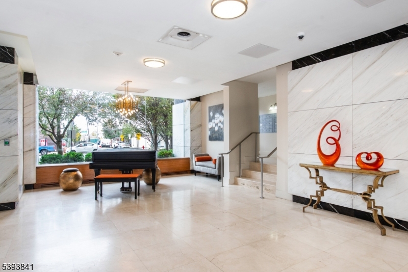 The Lenox - Residential