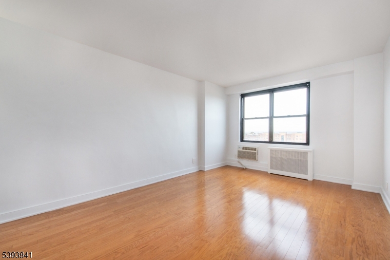 The Lenox - Residential