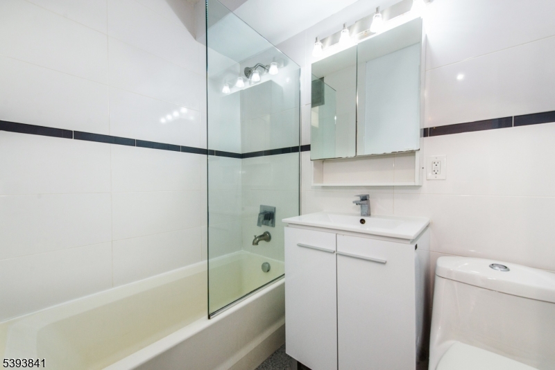 The Lenox - Residential