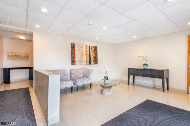 The Lenox - Residential