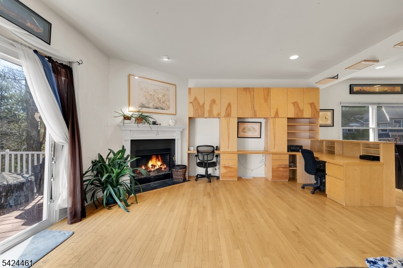 Glenmont Commons - Residential