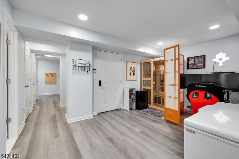 Glenmont Commons - Residential