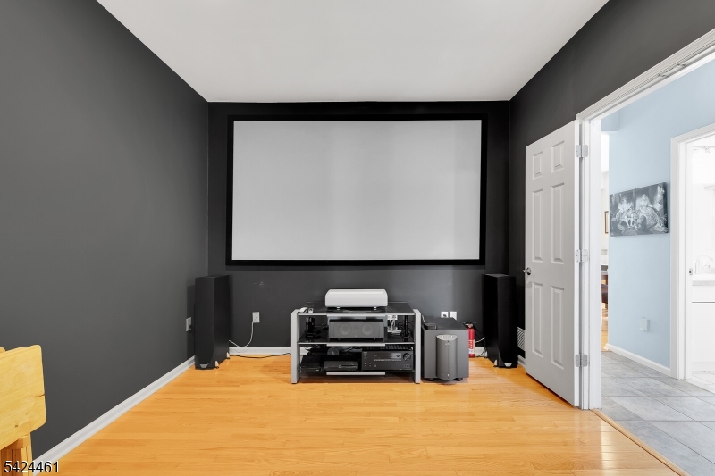 Glenmont Commons - Residential