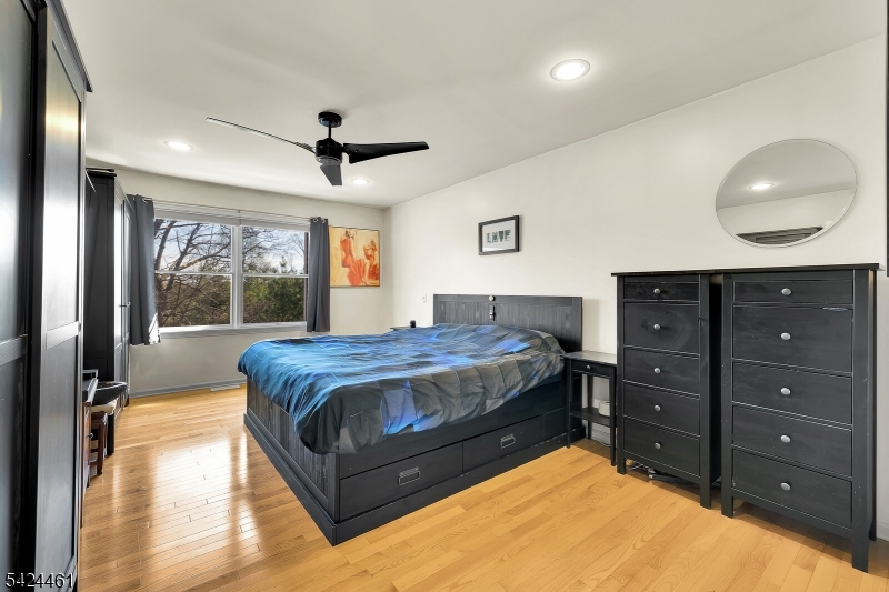 Glenmont Commons - Residential