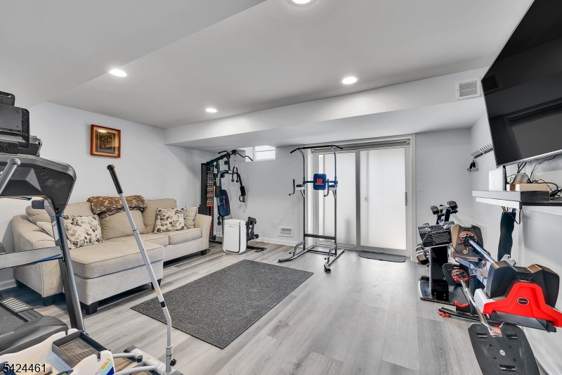 Glenmont Commons - Residential