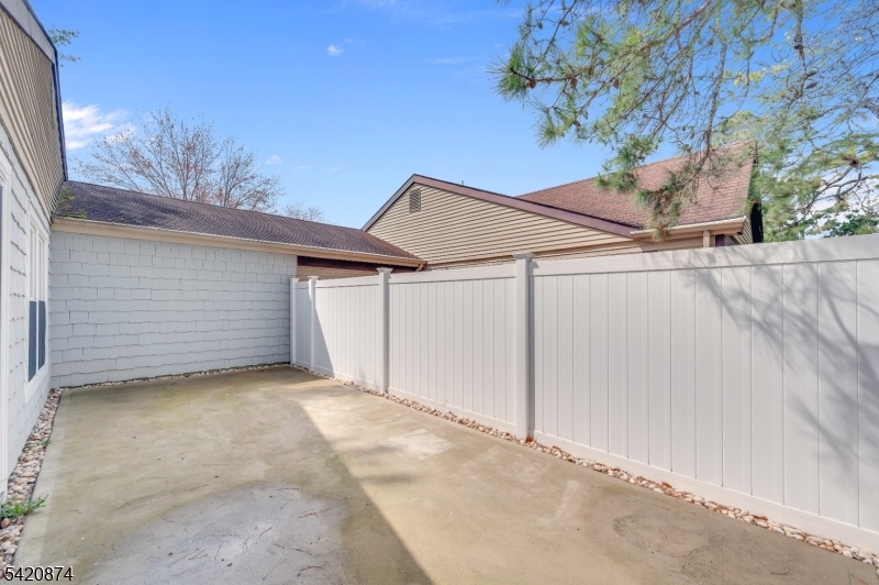 Leisure Vlg W - Residential