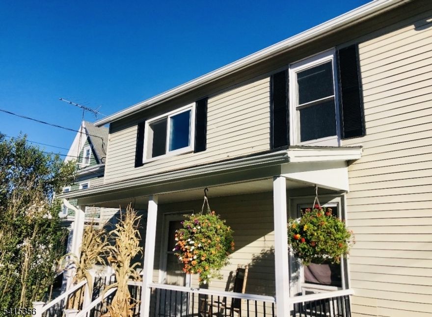 SOHO INSPIRED LIVING IN SUSSEX COUNTY!!! (HALF HOUSE) FABULOUS, ALL NEW SPACIOUS & BRIGHT 2ND FLOOR APARTMENT WITH EXPANSIVE DECK OVERLOOKING YOUR FENCED, TREE LINED YARD! WALK TO SHOPS, HISTORIC DOWNTOWN NEWTON THEATER, PUBLIC TRANSPORTATION, EATERIES & PARKS! STEP INTO YOUR TASTEFULLY APPOINTED KITCHEN WITH ON TREND DESIGN, QUARTZ COUNTERS & STAINLESS STEEL APPLIANCES! LAUNDRY ROOM/PANTRY WITH FULL SIZE WASHER/DRYER IN UNIT! VAULTED CEILINGS IN THE GREAT ROOM LEND AN AIRY FEEL AS YOU GAZE OUT YOUR SLIDER TO THE YARD & PRIVATE PARKING AREA!