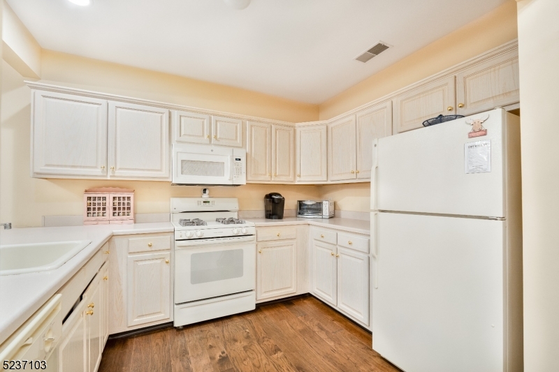 Fox Hills - Residential