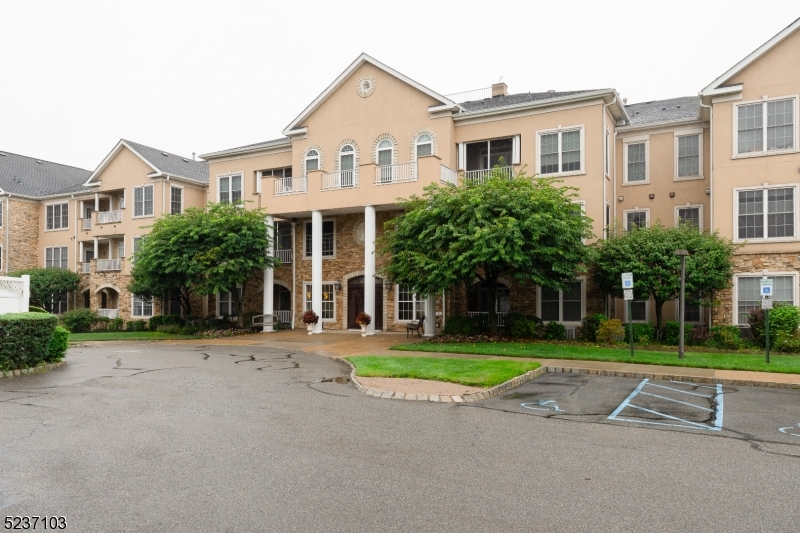 Fox Hills - Residential