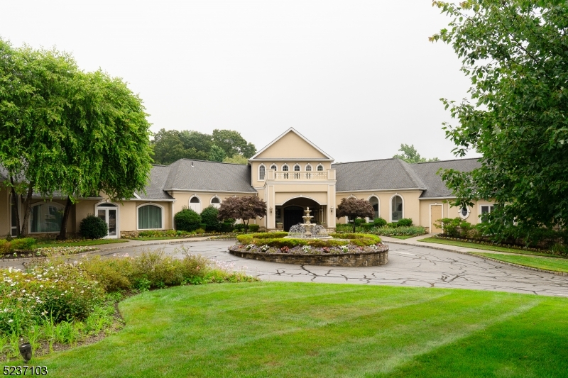 Fox Hills - Residential