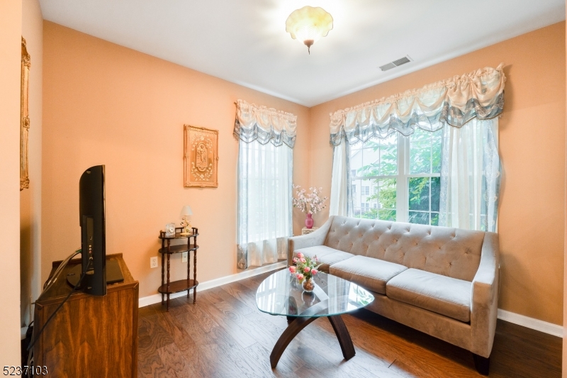 Fox Hills - Residential