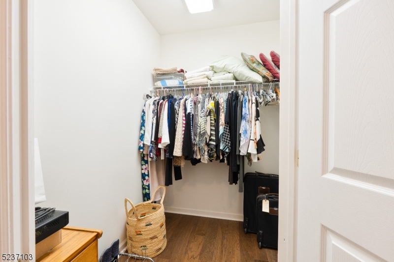 Fox Hills - Residential