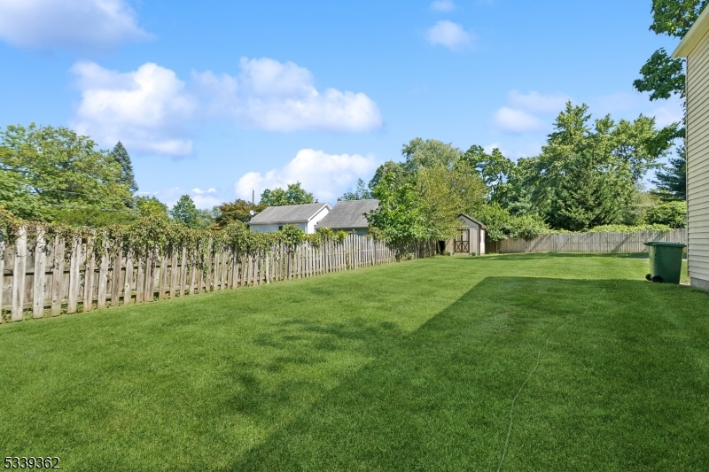 Franklin Twp., New Jersey 08873, United States, 3 Bedrooms Bedrooms, ,2 BathroomsBathrooms,Residential,Pending,119269