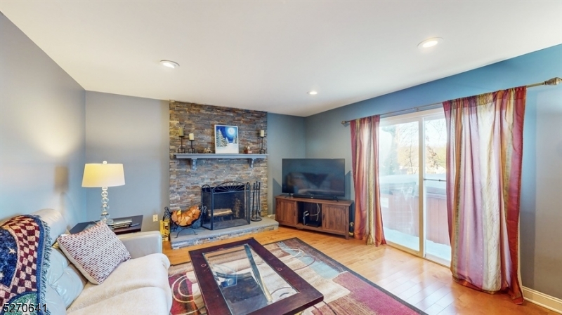 Woodland Hills - Residential