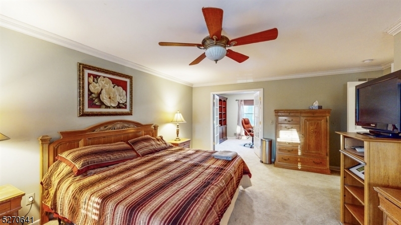 Woodland Hills - Residential