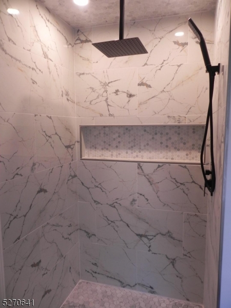 Woodland Hills - Residential