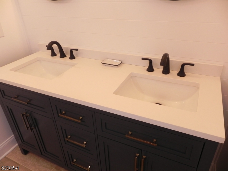 Woodland Hills - Residential