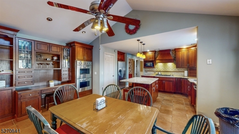 Woodland Hills - Residential