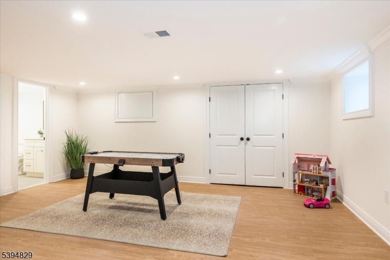 Watchung neighborhood - Residential