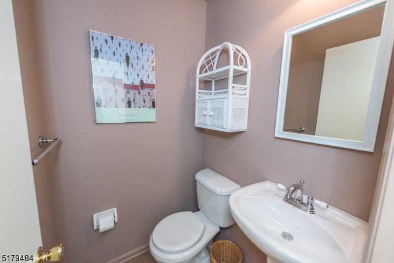 Shongum - Residential