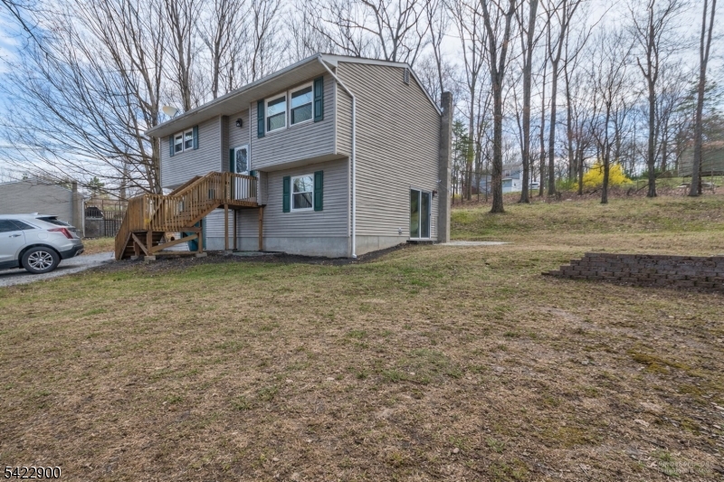 Barry Lakes - Residential