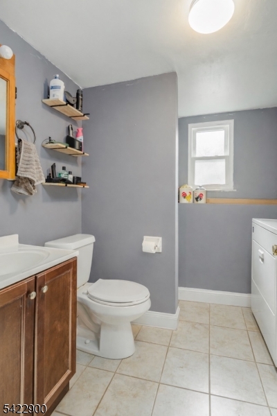 Barry Lakes - Residential