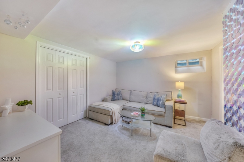 Old Short Hills - Residential