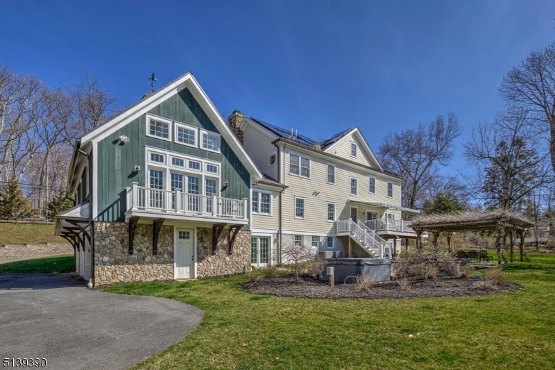 Close to Town - Residential