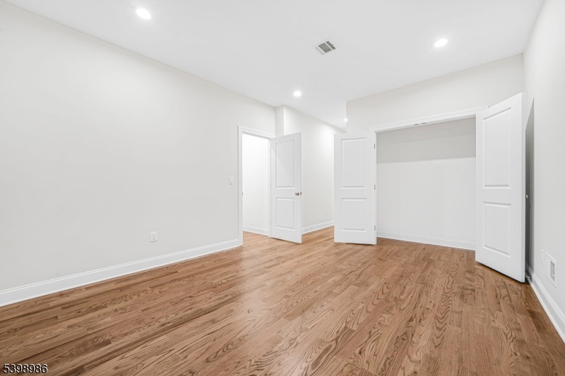 Knoll Edge - Residential