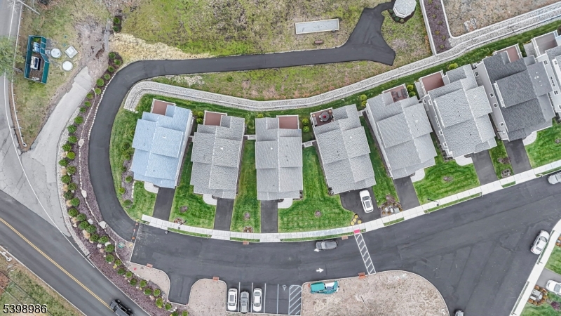 Knoll Edge - Residential