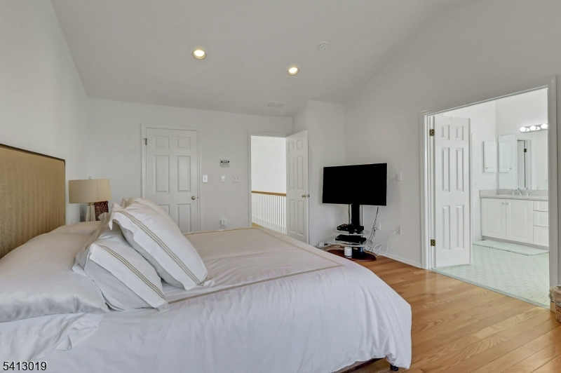 Stonebridge at Wayne - Residential