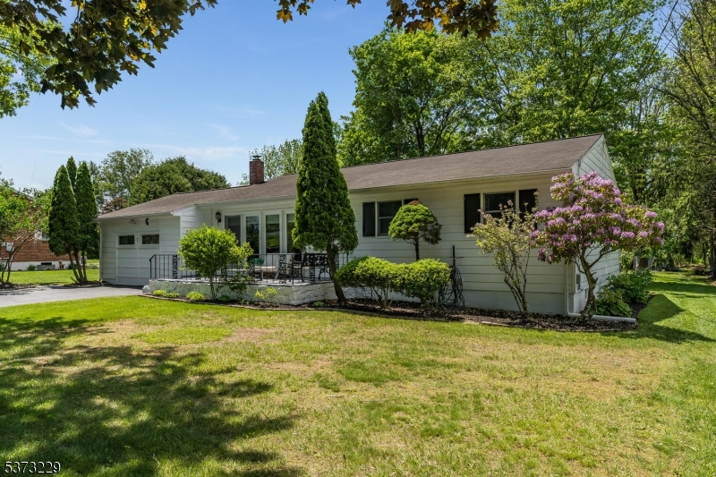 Washington Twp., New Jersey 07882, United States, 3 Bedrooms Bedrooms, ,2 BathroomsBathrooms,Residential,Active,179330