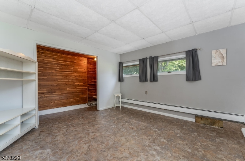 Washington Twp., New Jersey 07882, United States, 3 Bedrooms Bedrooms, ,2 BathroomsBathrooms,Residential,Active,179330