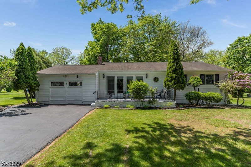 Washington Twp., New Jersey 07882, United States, 3 Bedrooms Bedrooms, ,2 BathroomsBathrooms,Residential,Active,179330