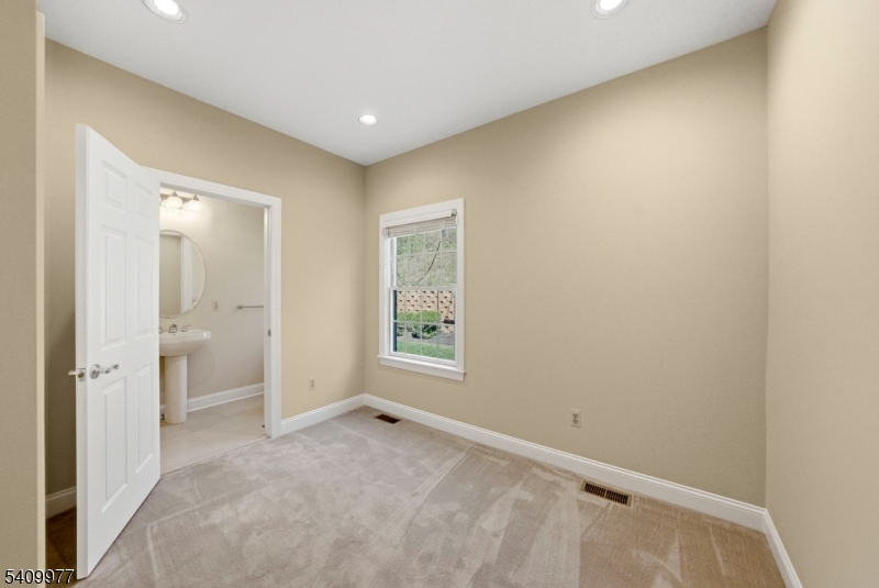 Montville Acres lI - Residential