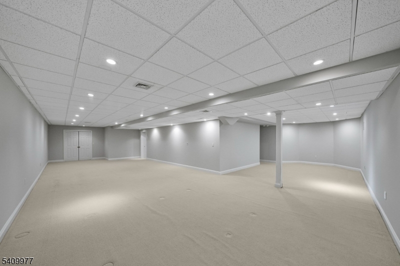 Montville Acres lI - Residential