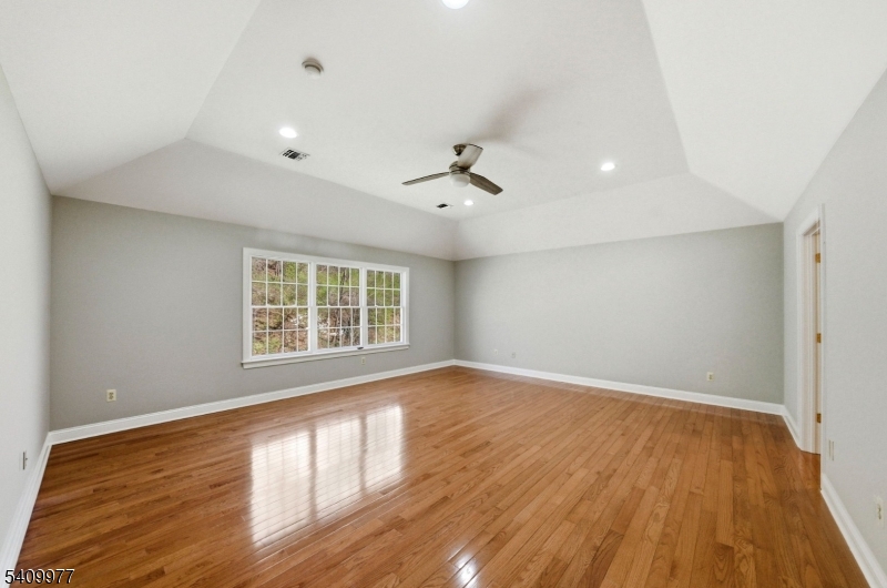 Montville Acres lI - Residential