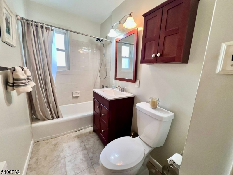 Hillside Manor - Residential