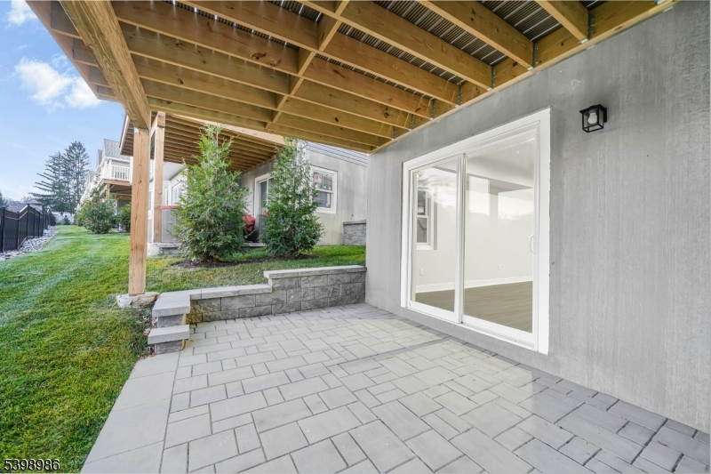 Knoll Edge - Residential